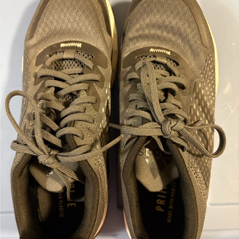 adidas women’s black Athletic Shoes